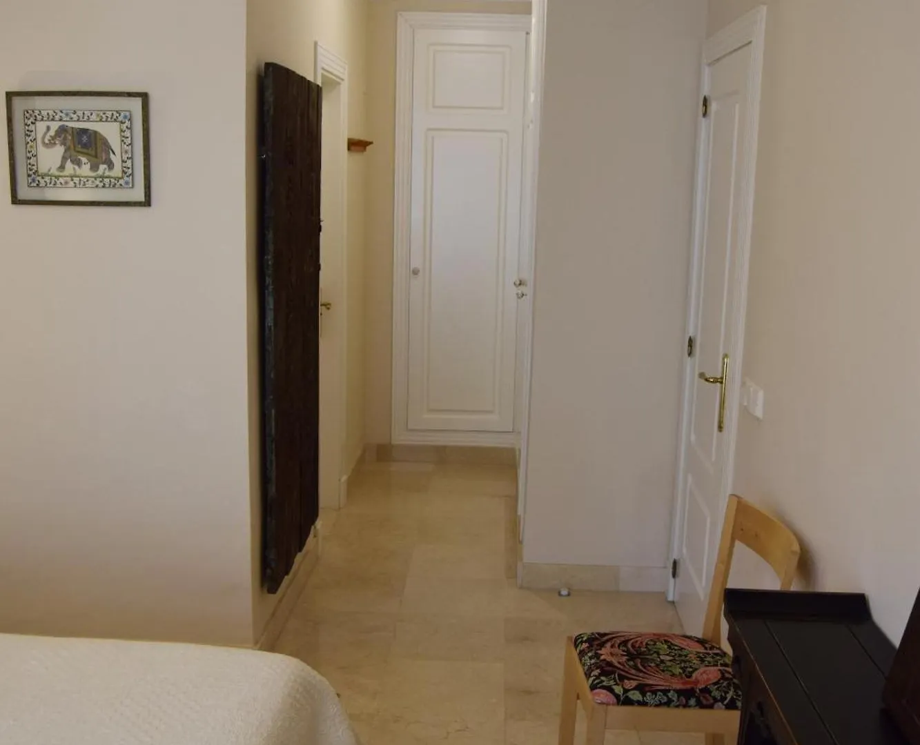 Marbella Seaview Apartment with Pool