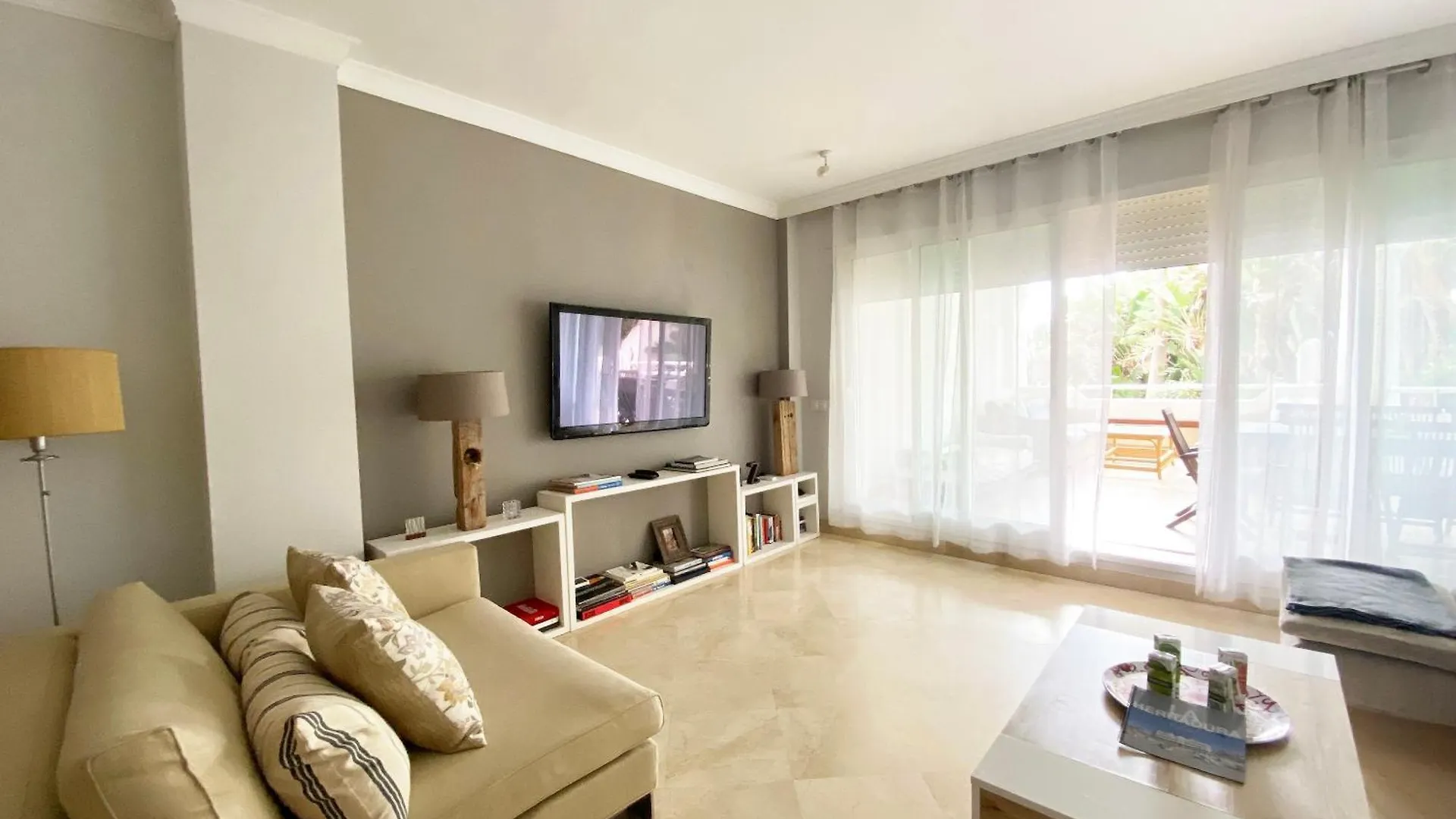 Marbella Seaview Apartment with Pool