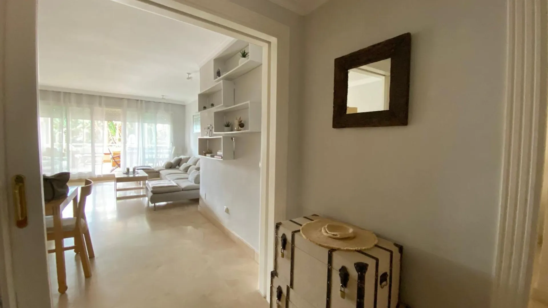 Marbella Seaview Apartment with Pool 0*,