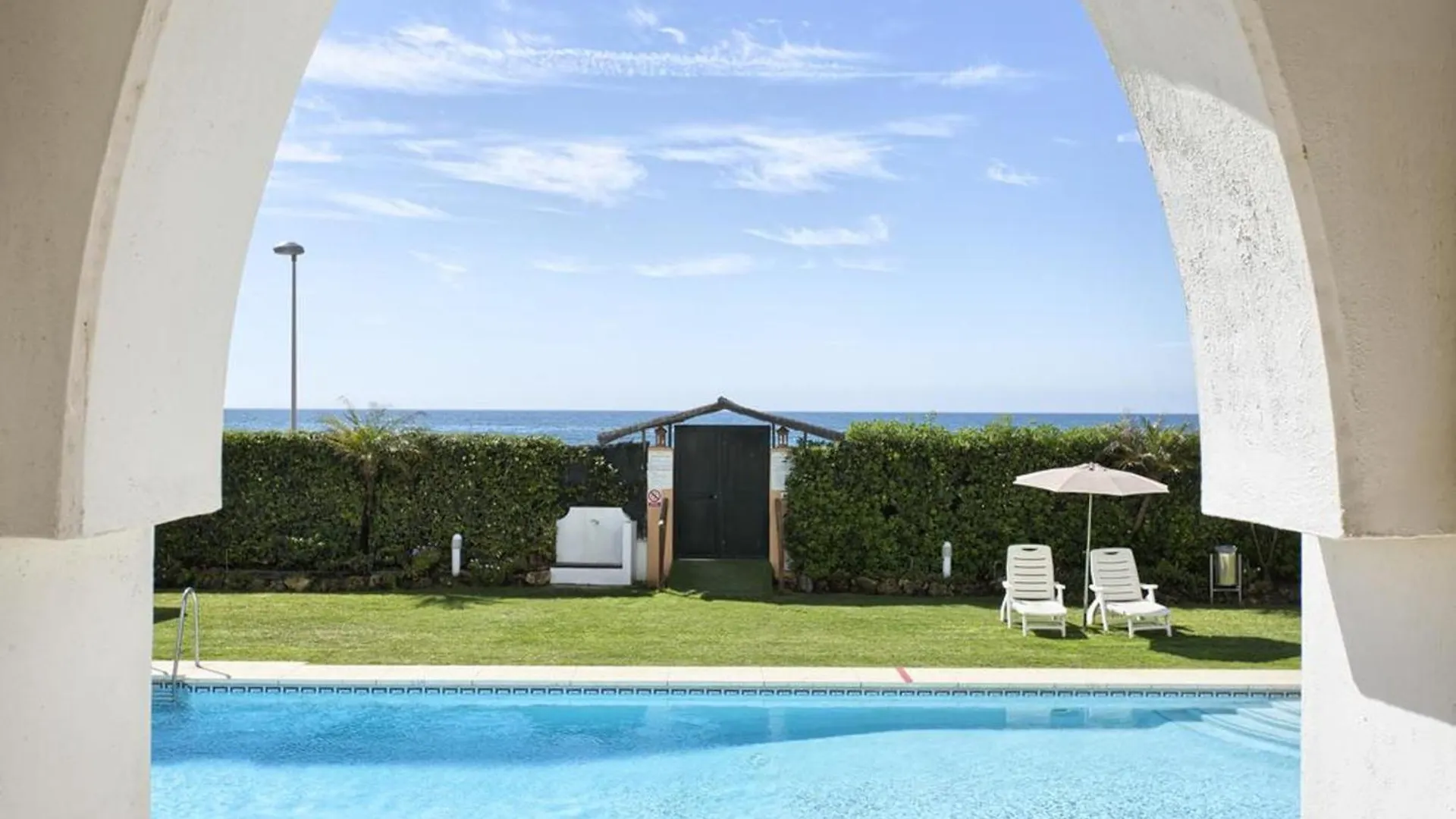 Marbella Seaview Apartment with Pool