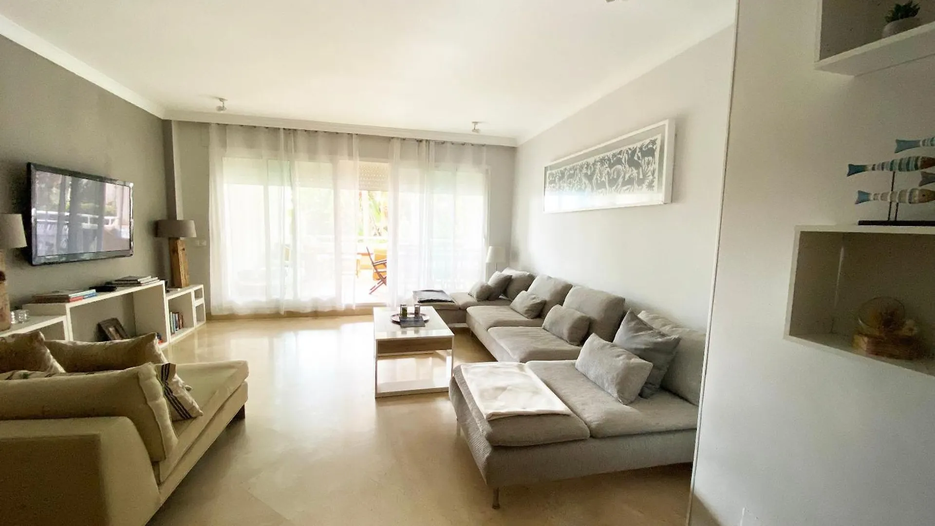 Marbella Seaview Apartment with Pool